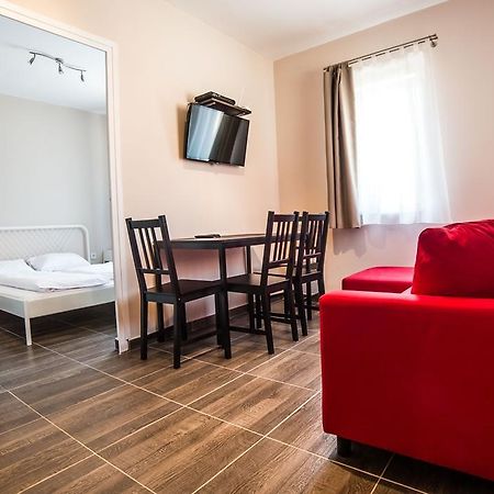 Tulipan Apartman Eger Bagian luar foto